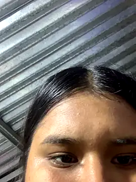 Roooou18 live sex cam