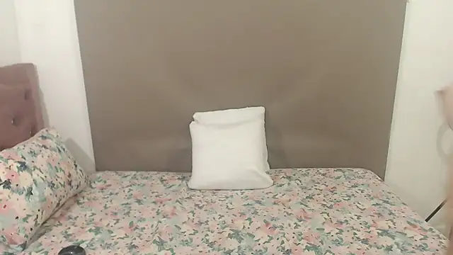 kimberlyjamexxx live sex cam