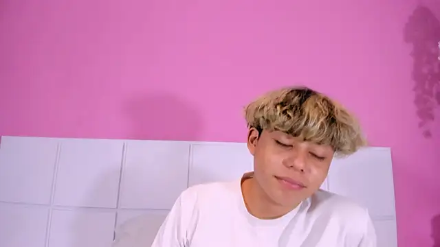 NathanBell live sex cam