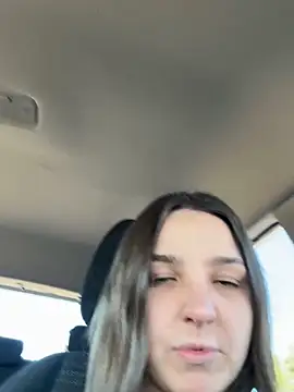DoriDeluxe66 live sex cam