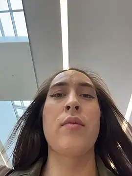 Holly_Play live sex cam