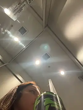 DollyTall live sex cam