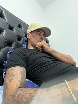 Damian23__ live sex cam