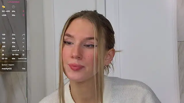 LeslieMines live sex cam