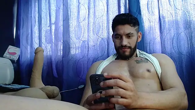 ethasteban27 live sex cam