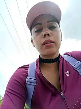 _andrea30 live sex cam