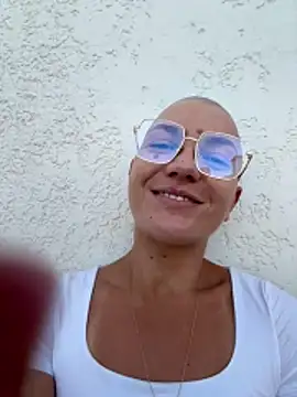 PaulinaSchubert1 live sex cam