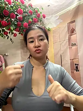 Bollozzy_89 live sex cam