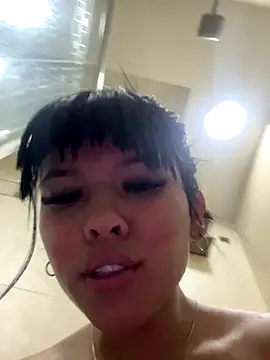 BrendaCrean live sex cam
