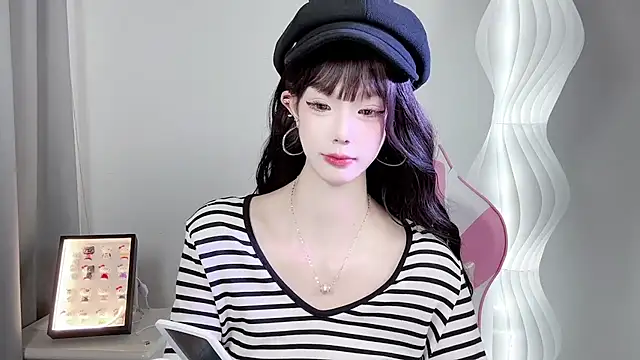 Gogo-888 live sex cam