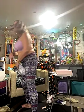 TrenaAnne live sex cam