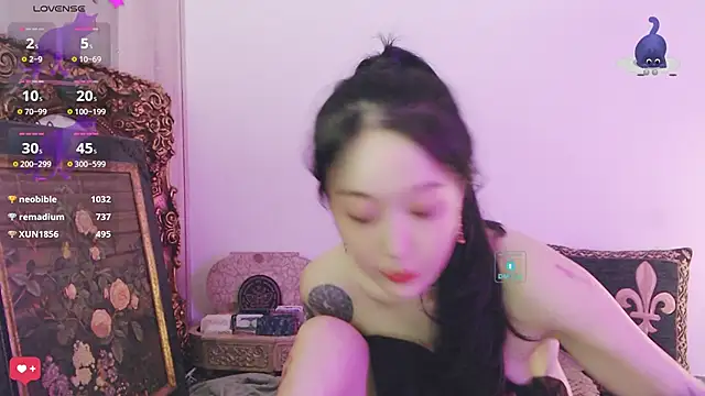 Etherealcat33 live sex cam
