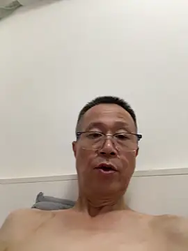 liangyueguo520 live sex cam