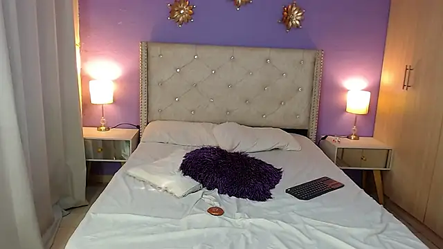 Kim_and_Mia live sex cam