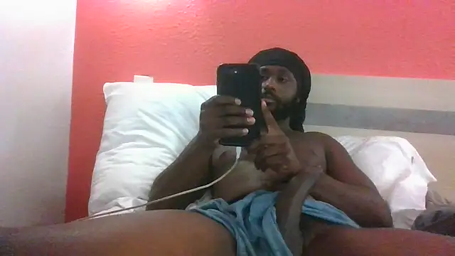 TheRealKnottiHead live sex cam