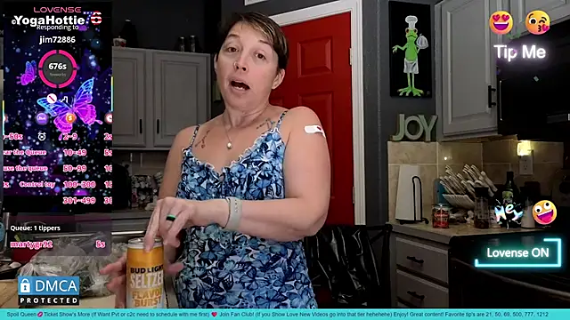 YogaHottie76's cam snapshot