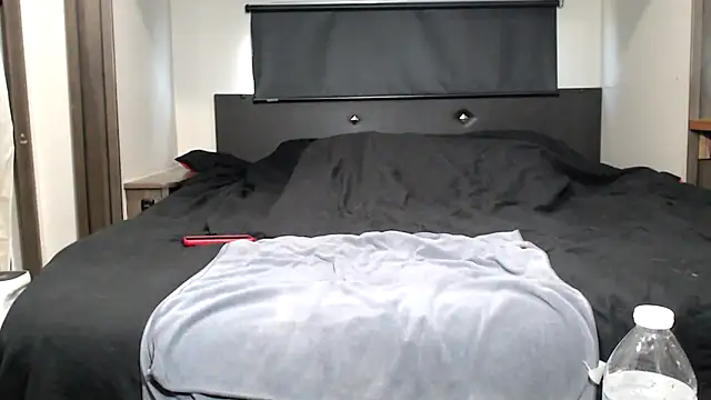 ThickD2C live sex cam
