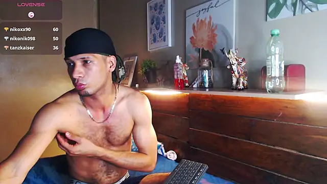 SonicJ25 live sex cam
