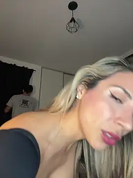 iam_sofia__ live sex cam