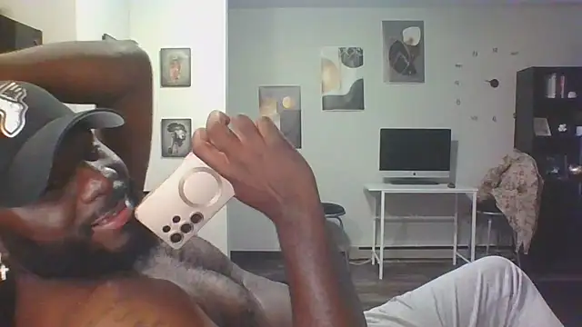 Stayinalive1992 live sex cam