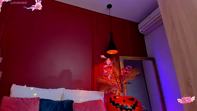 CalyMoon live sex cam