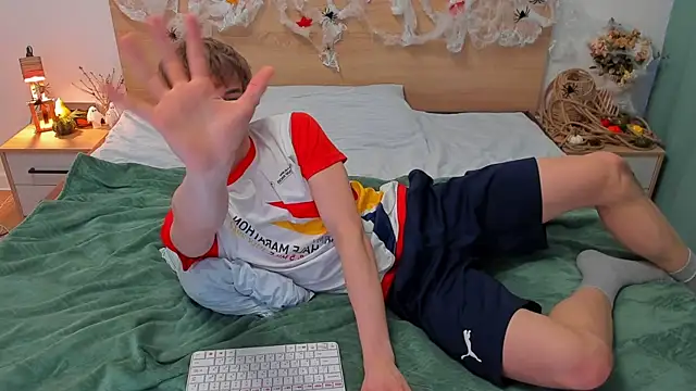 Fandi_777 live sex cam