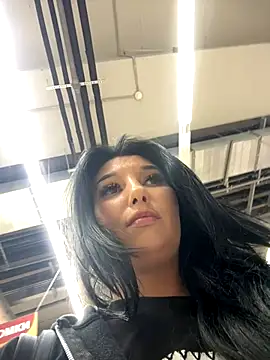 Tisha_Busty live sex cam