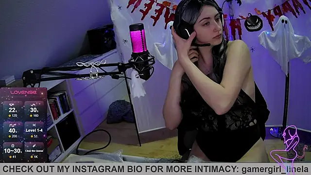 Gamergirl-Linela live sex cam