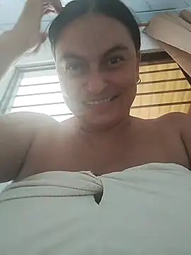 Horny-Mommy-Dirty live sex cam