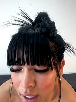 BrendaCrean live sex cam