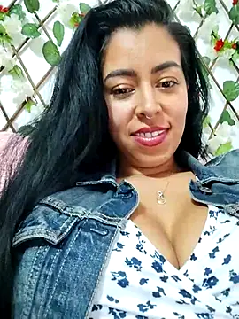 Luianna's cam snapshot