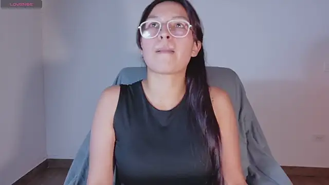 dalya03's cam snapshot