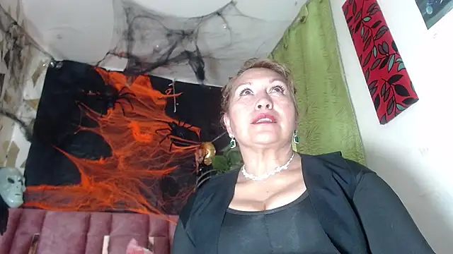 Kazsandraa's cam snapshot