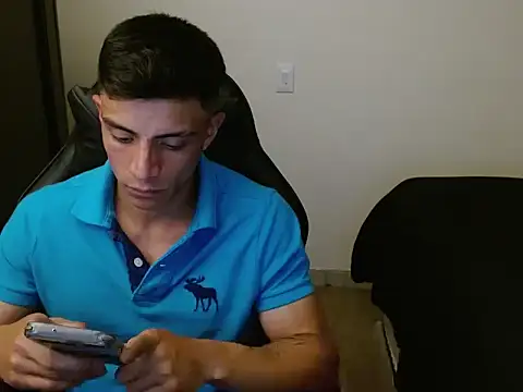 kv___xxx_'s cam snapshot