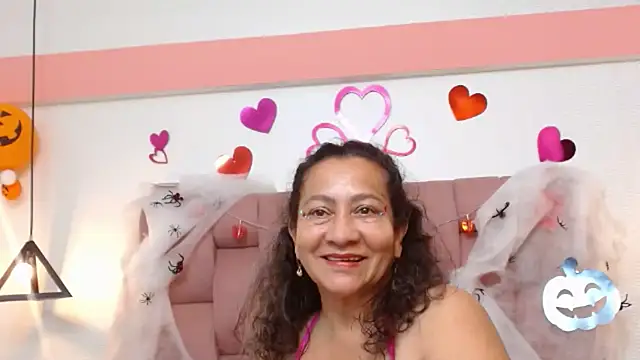 Lindacoopers's cam snapshot