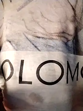 HIIMSINGLEBOY's cam snapshot