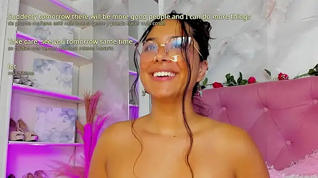 AnnaQueen_'s cam snapshot