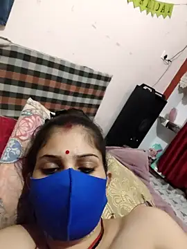 maahi-satva's cam snapshot