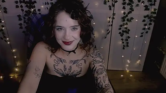 risha_laas's cam snapshot