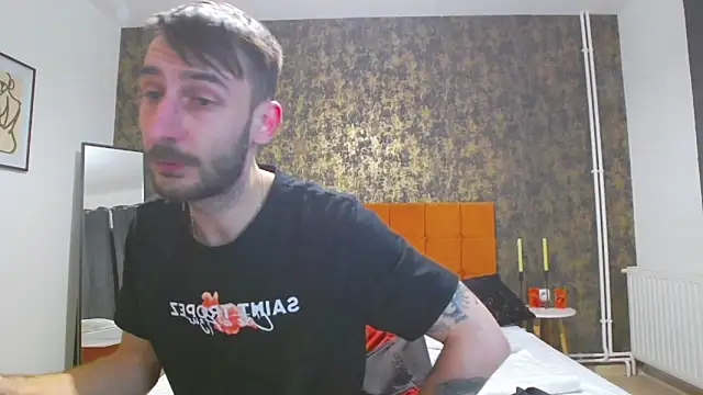 bignosebigcok's cam snapshot