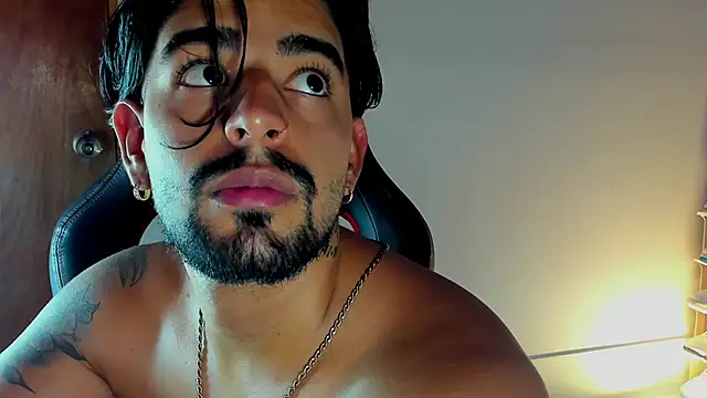 maximo_black_'s cam snapshot