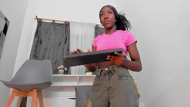 Mistt_Mia's cam snapshot