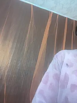 niki_la_rose_2_0's cam snapshot