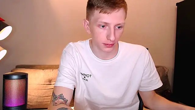 juliaanddima's cam snapshot