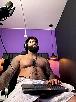 Lyon_vach live sex cam