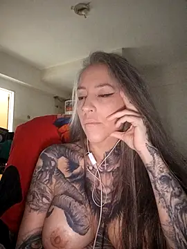 vamporasuccubus19777's cam snapshot