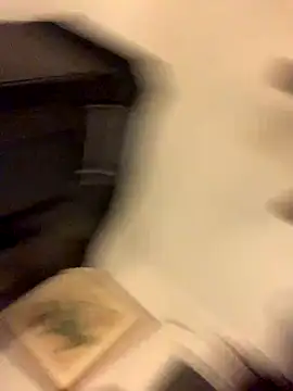 holyeroticss live sex cam