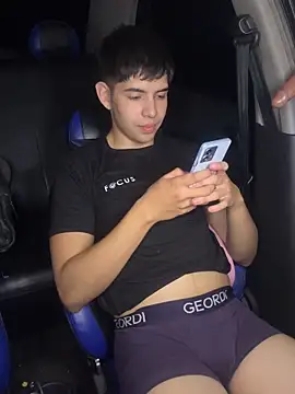 Stick_ledom live sex cam