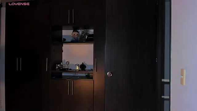 Lexmiller18's cam snapshot