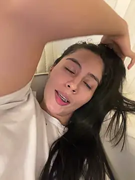 Sophie__Foxxx's cam snapshot